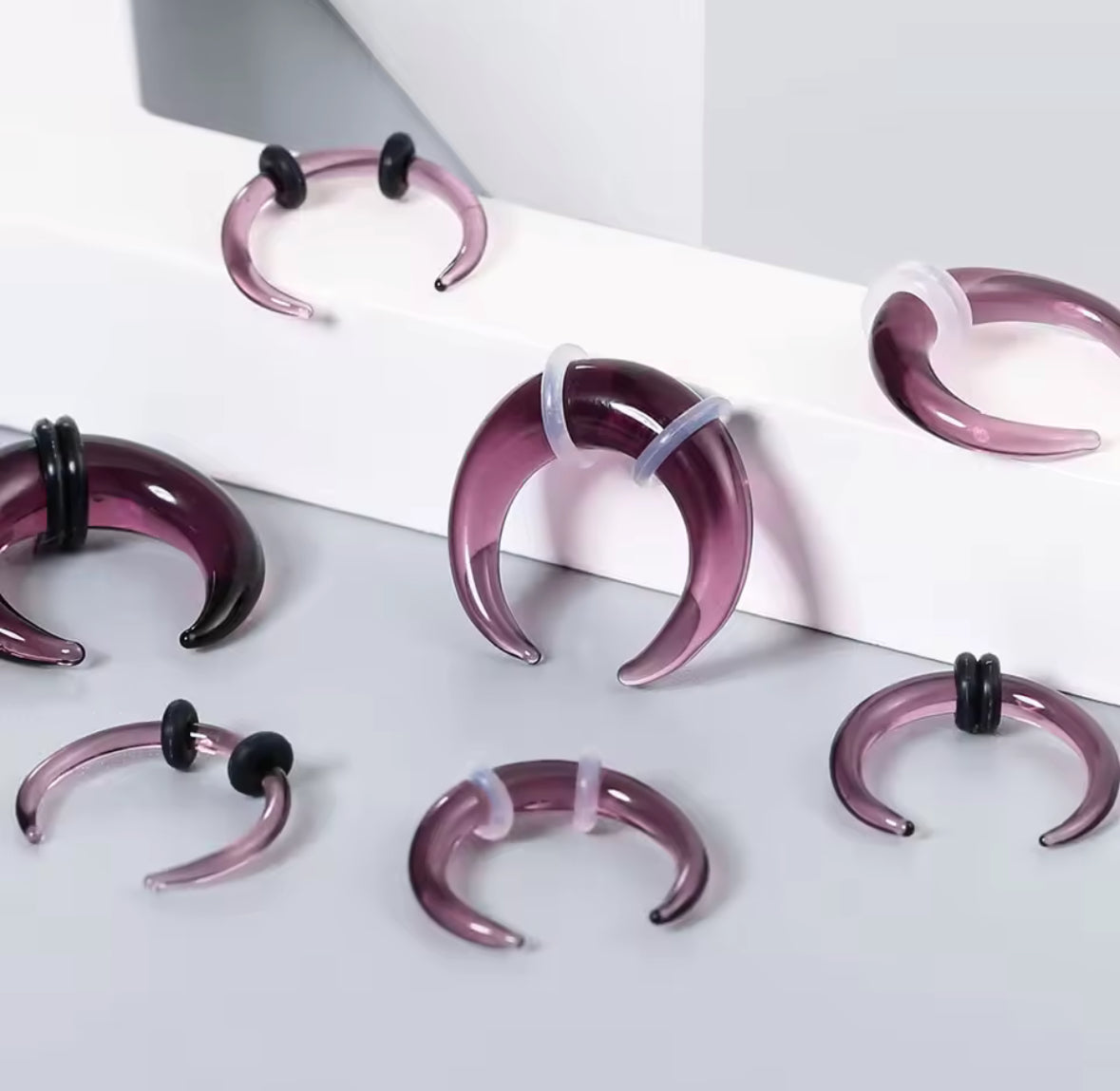 Glass Septum Crescent Pincher | Bull Taper | 6mm -10mm
