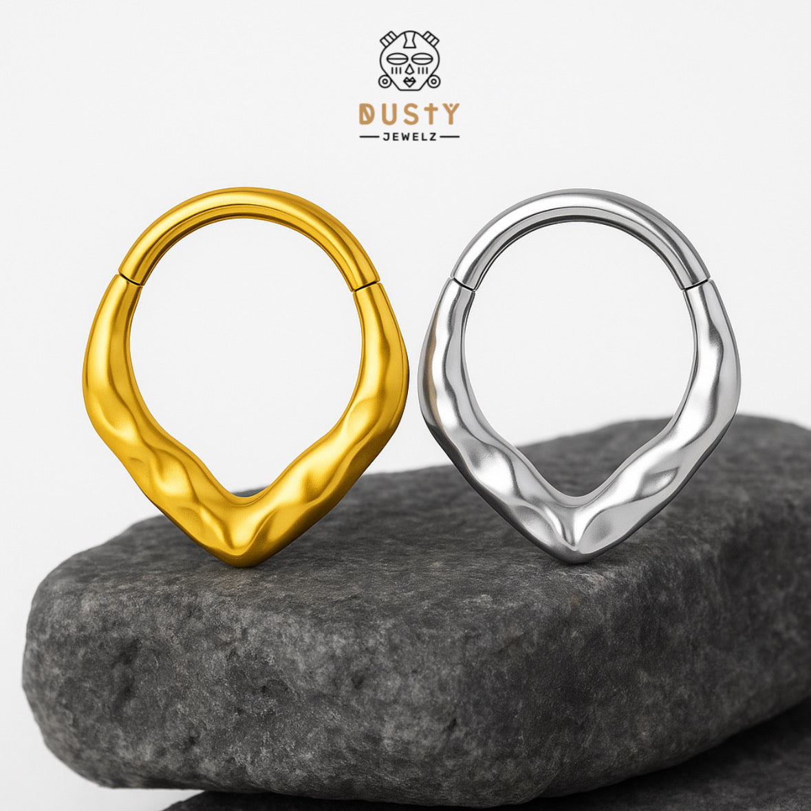 Hammered V Septum Ring | Stainless Steel Clicker