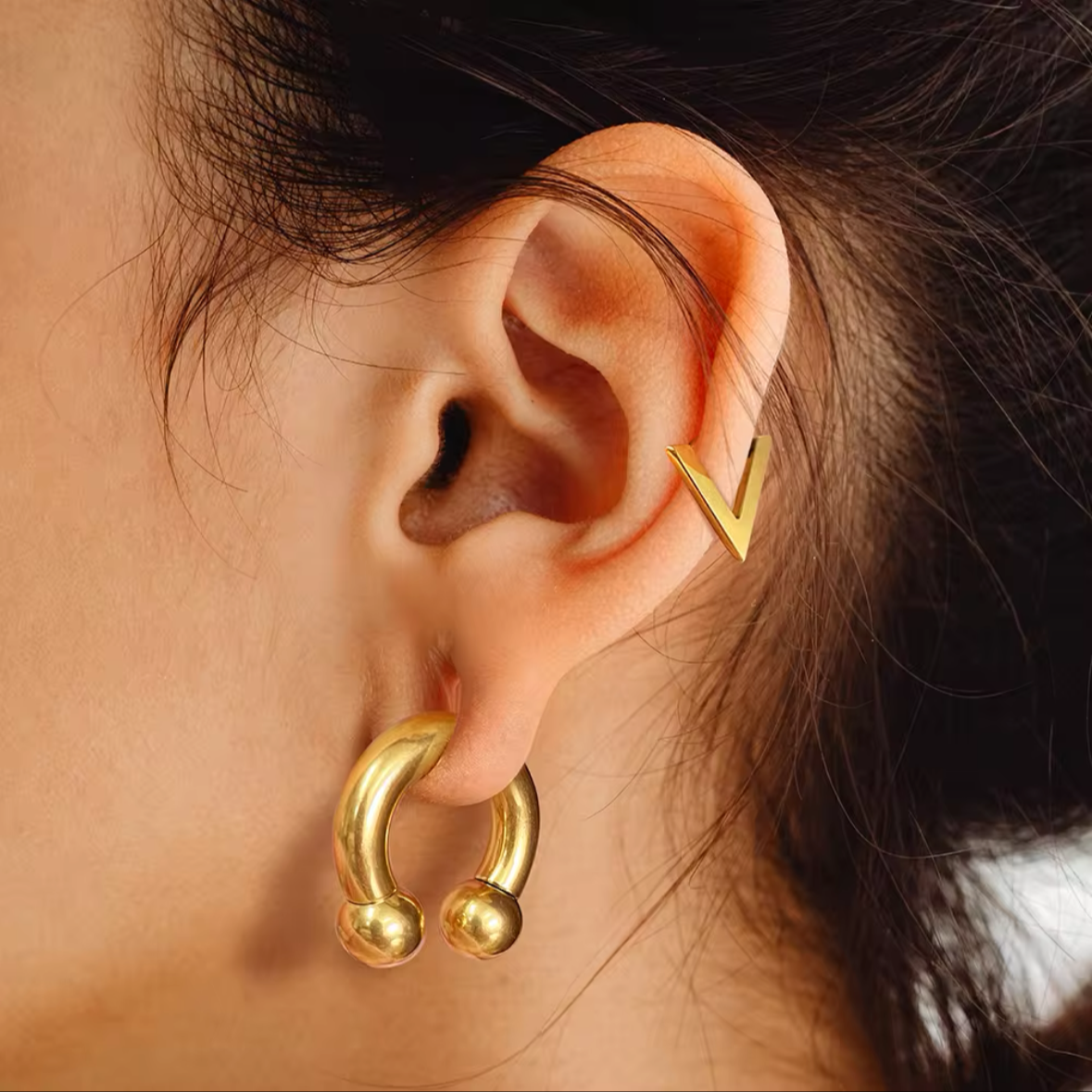 Triangle V- Shaped Septum Clicker | Hinged Piercing Ring