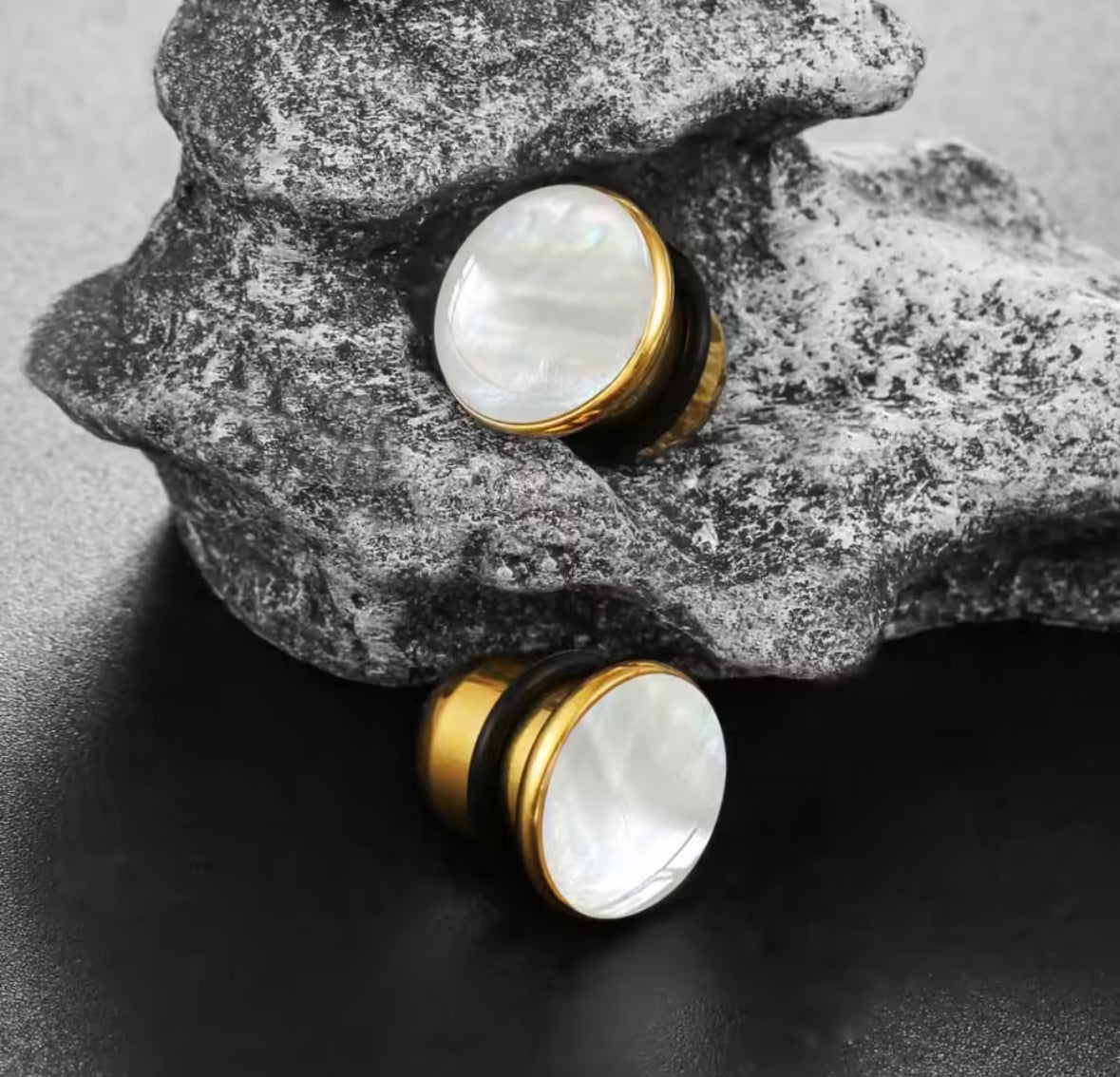 Shell Inlay Single Flare Steel Plugs | Dead Stretching Plug | Half Sizes