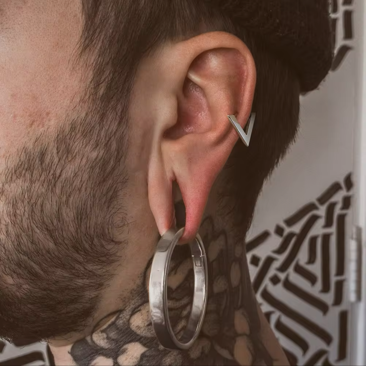 Triangle V- Shaped Septum Clicker | Hinged Piercing Ring