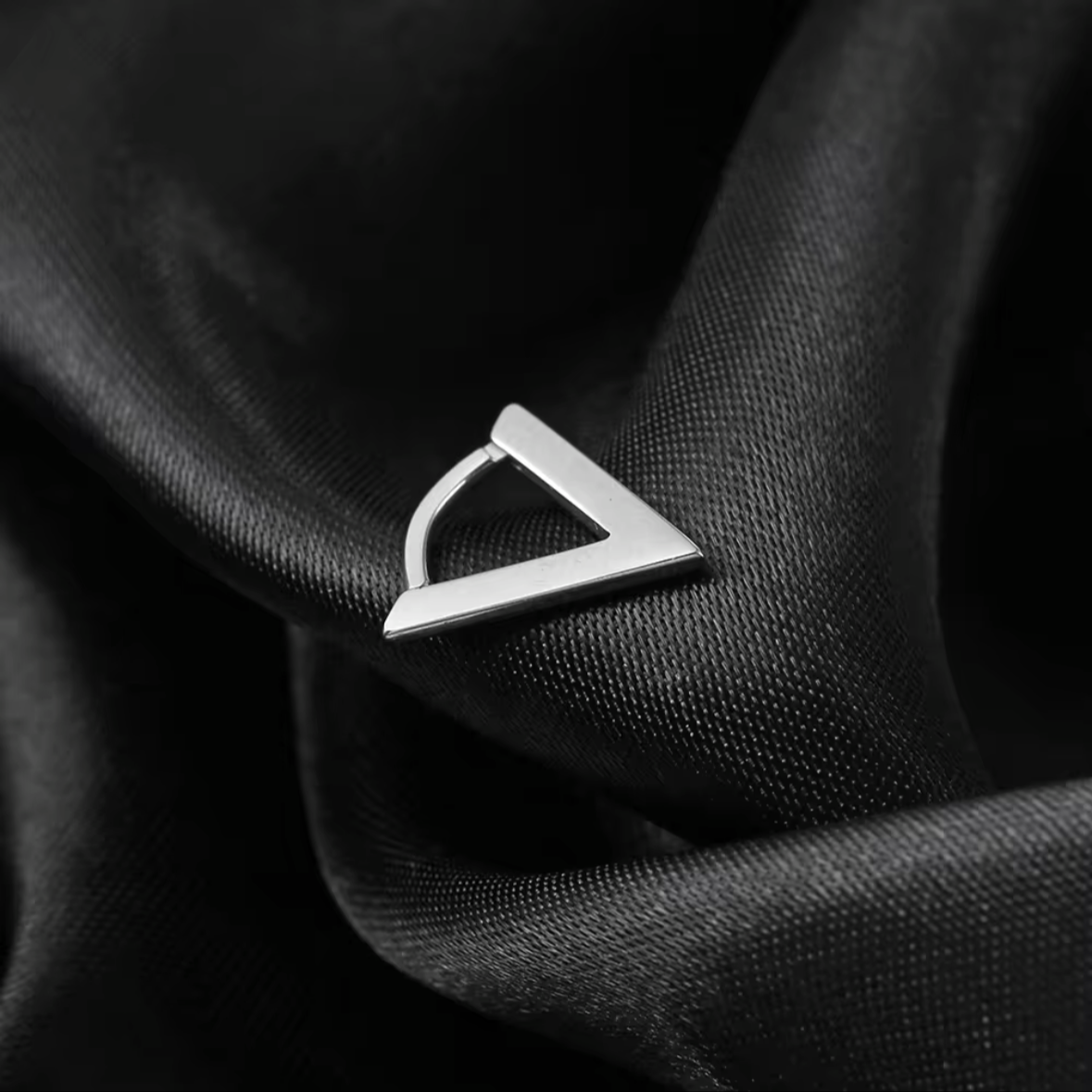 Triangle V- Shaped Septum Clicker | Hinged Piercing Ring