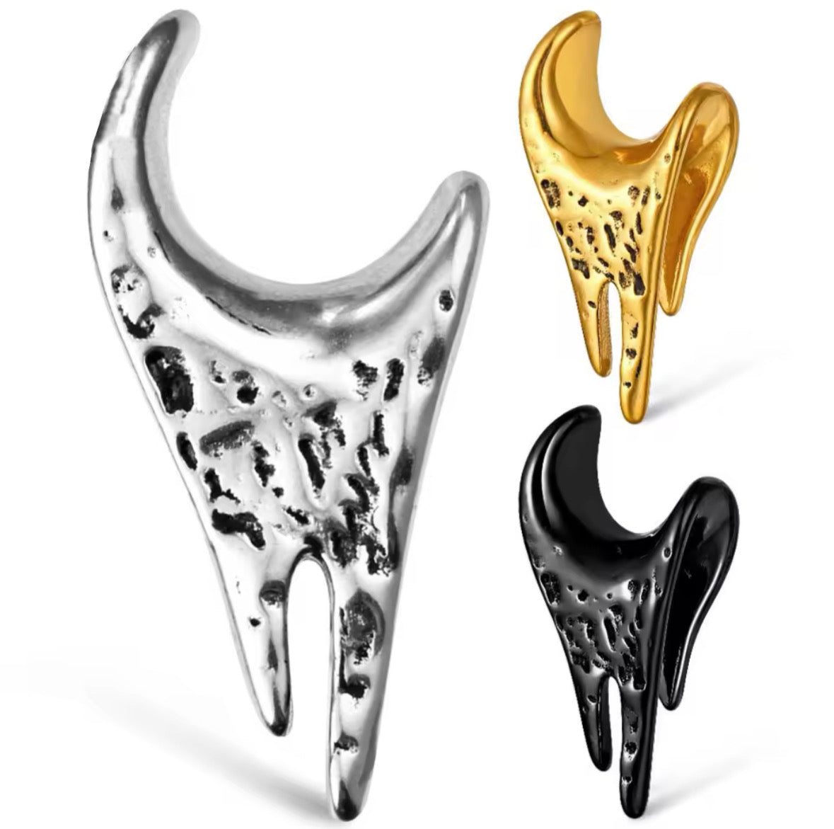 Textured Asymmetrical Triangle Saddle Spreader Plugs