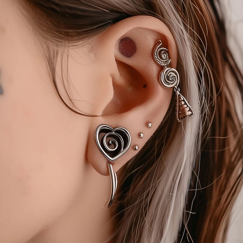 Swirl Heart Ear Saddle Spreader | Spiral Steel Tunnels - DustyJewelz