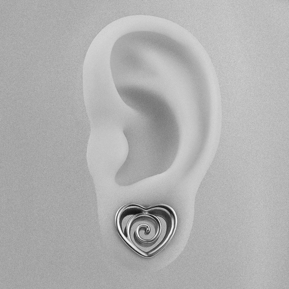 Swirl Heart Ear Saddle Spreader | Spiral Steel Tunnels - DustyJewelz
