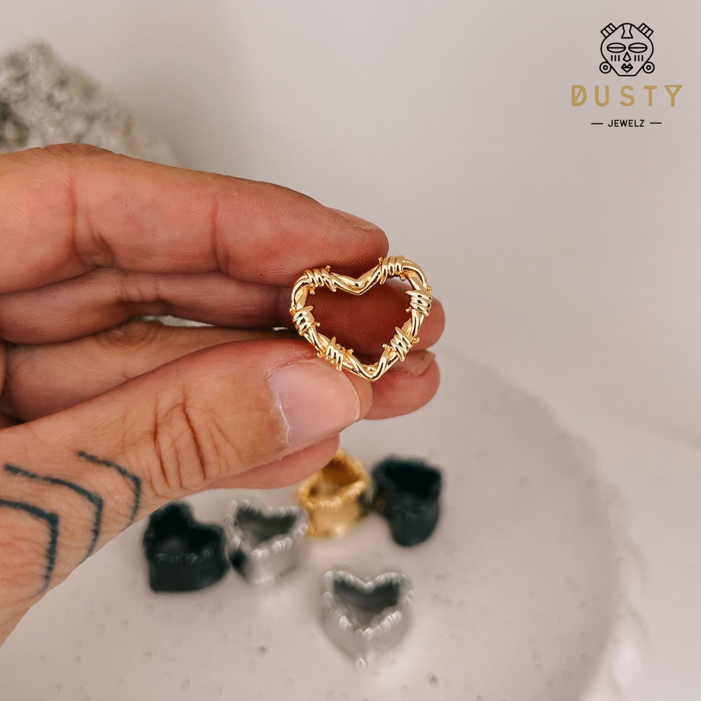 Barbed Wire Heart Ear Saddle Tunnels | Stainless Steel Plugs - DustyJewelz