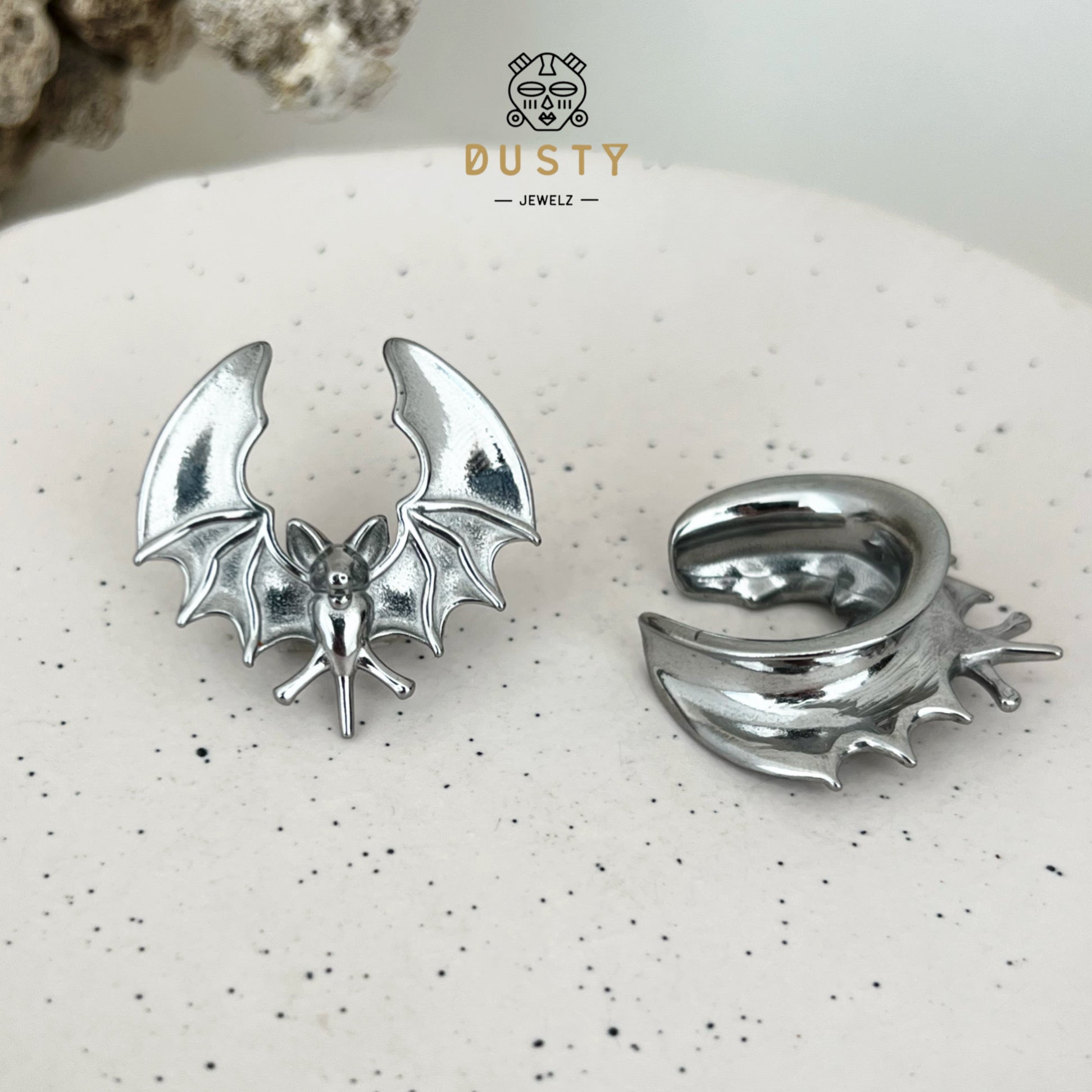 Bat Saddle Plugs | Lobe Spreaders - DustyJewelz