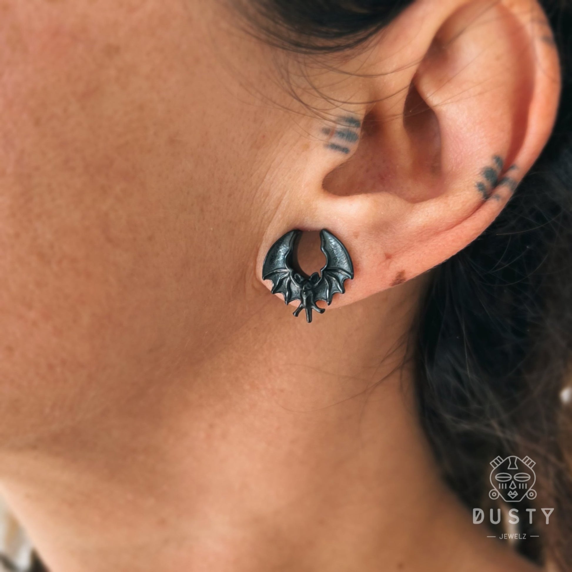Bat Saddle Plugs | Lobe Spreaders - DustyJewelz