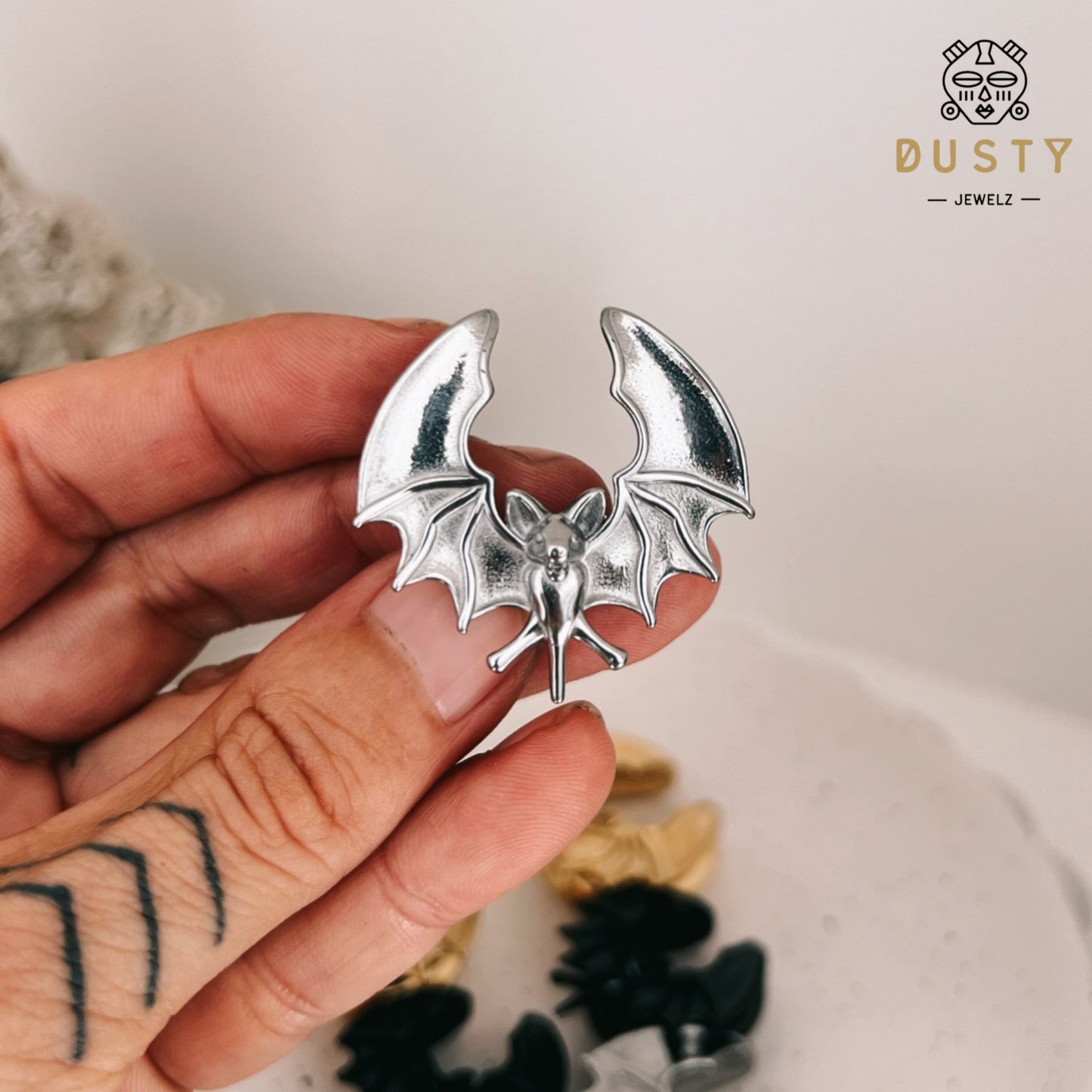 Bat Saddle Plugs | Lobe Spreaders - DustyJewelz
