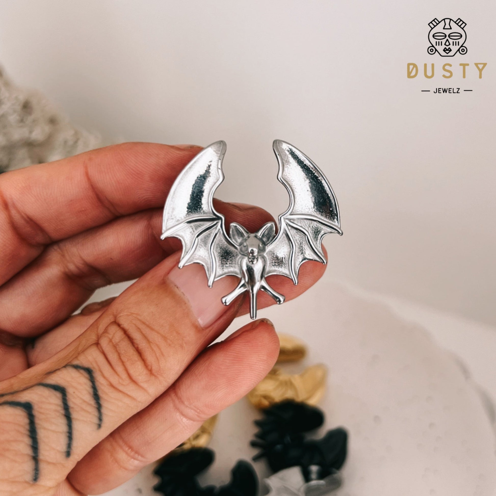 Bat Saddle Plugs | Lobe Spreaders - DustyJewelz
