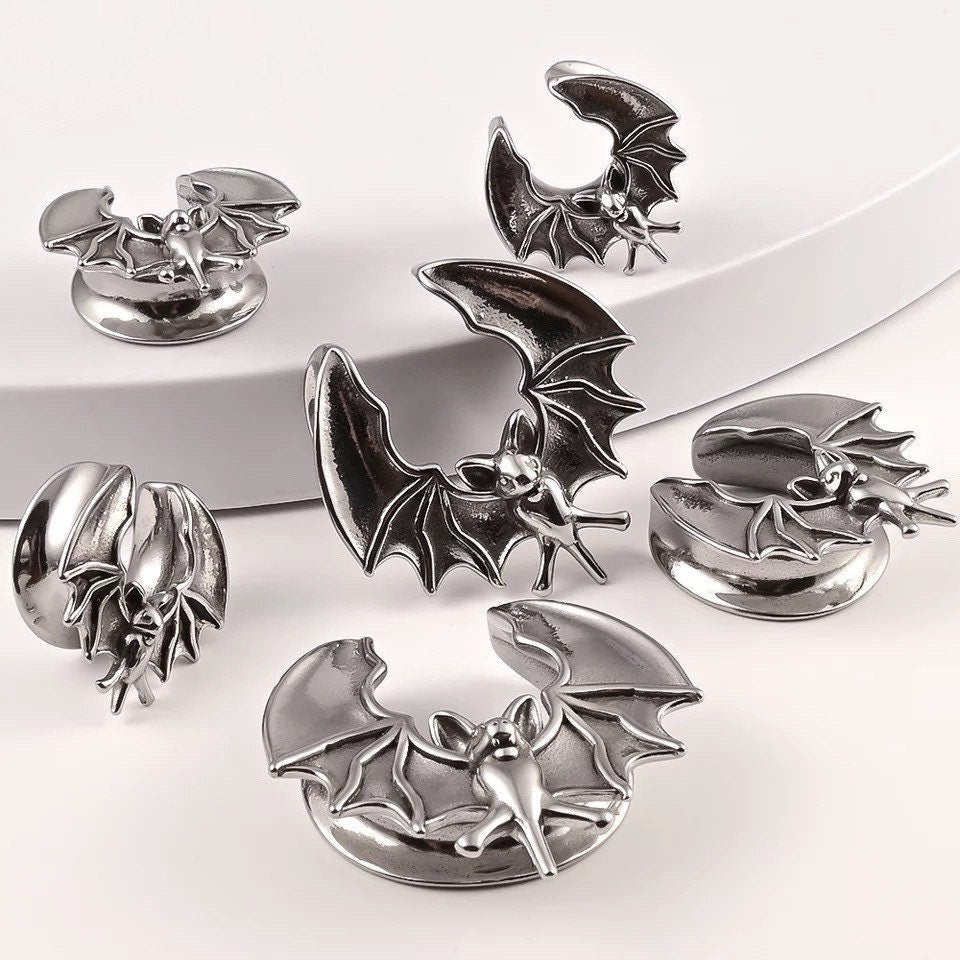 Bat Saddle Plugs | Lobe Spreaders - DustyJewelz