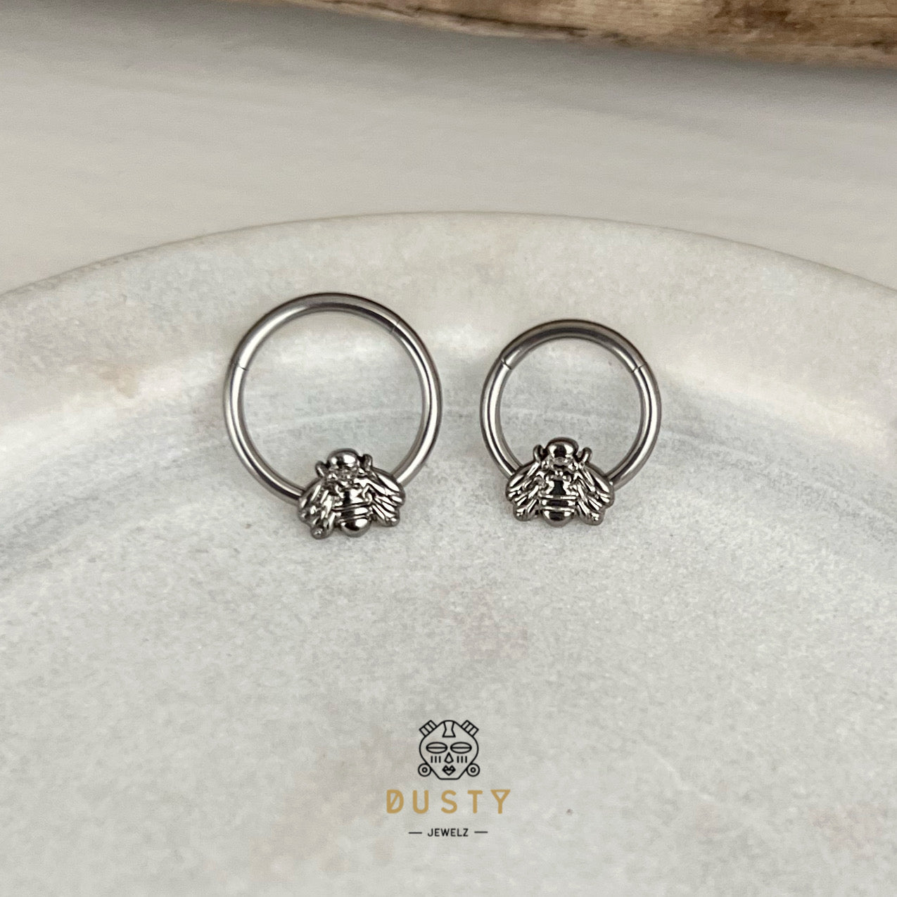 Bee Clicker Ring | Hinged Septum Ring - DustyJewelz
