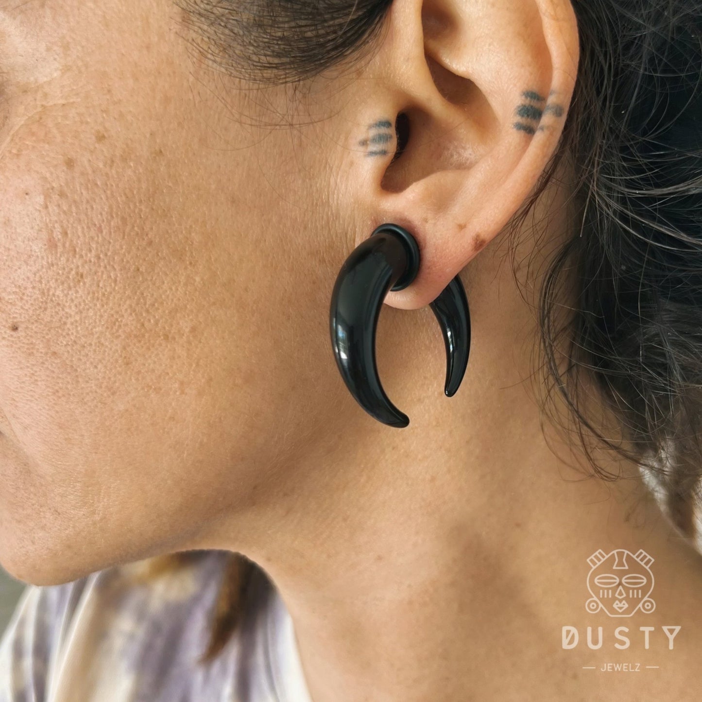 Black Buffalo Horn Septum Pincher | Acrylic Crescent Taper - DustyJewelz