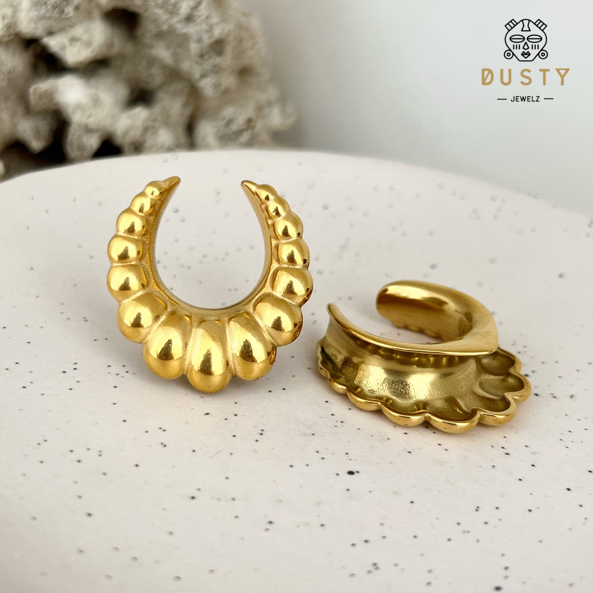 Croissant Saddle Plugs | Spreaders - DustyJewelz