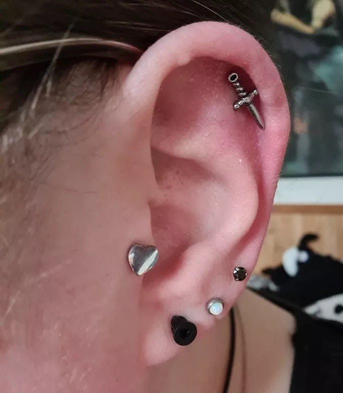 Dagger Piercing Stud | Barbell |Cartilage Earring 16g - DustyJewelz