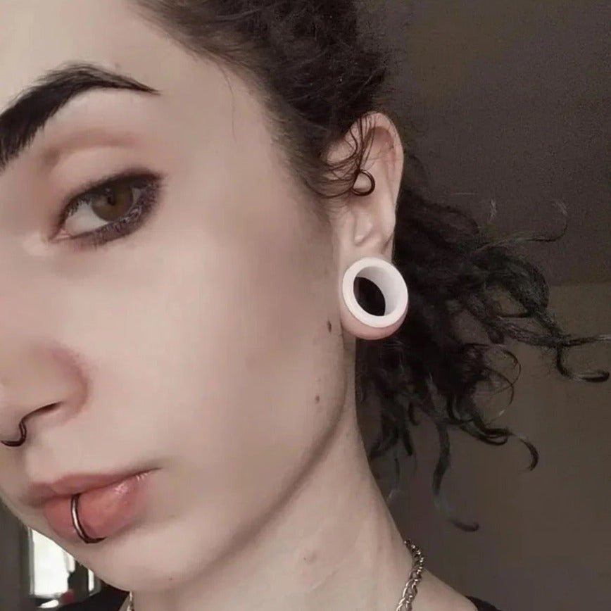 Extra Big Silicone Tunnels | Flexible Plugs | WHITE | 28mm-76mm