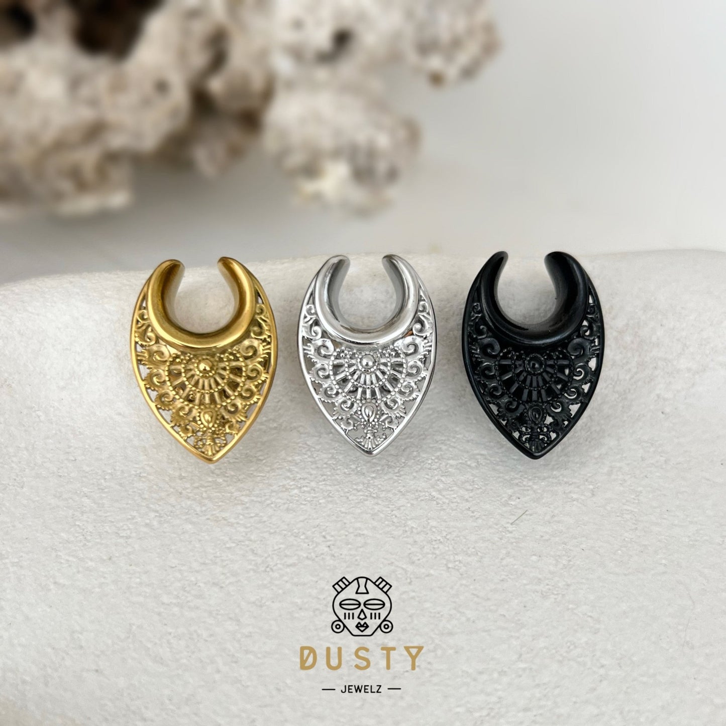 Filigree Teardrop Saddle Plugs | Lobe Spreaders