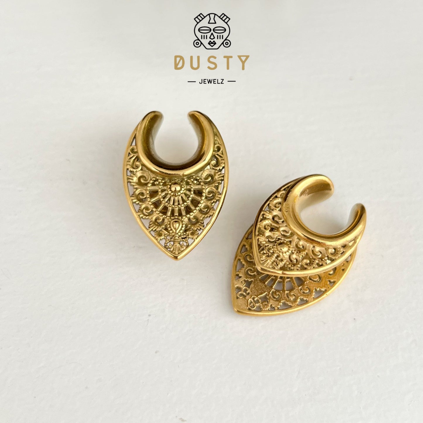Filigree Teardrop Saddle Plugs | Lobe Spreaders