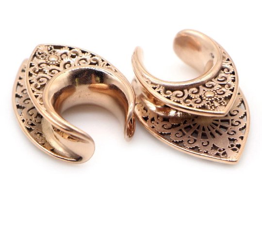 Filigree Teardrop Saddle Plugs | Lobe Spreaders