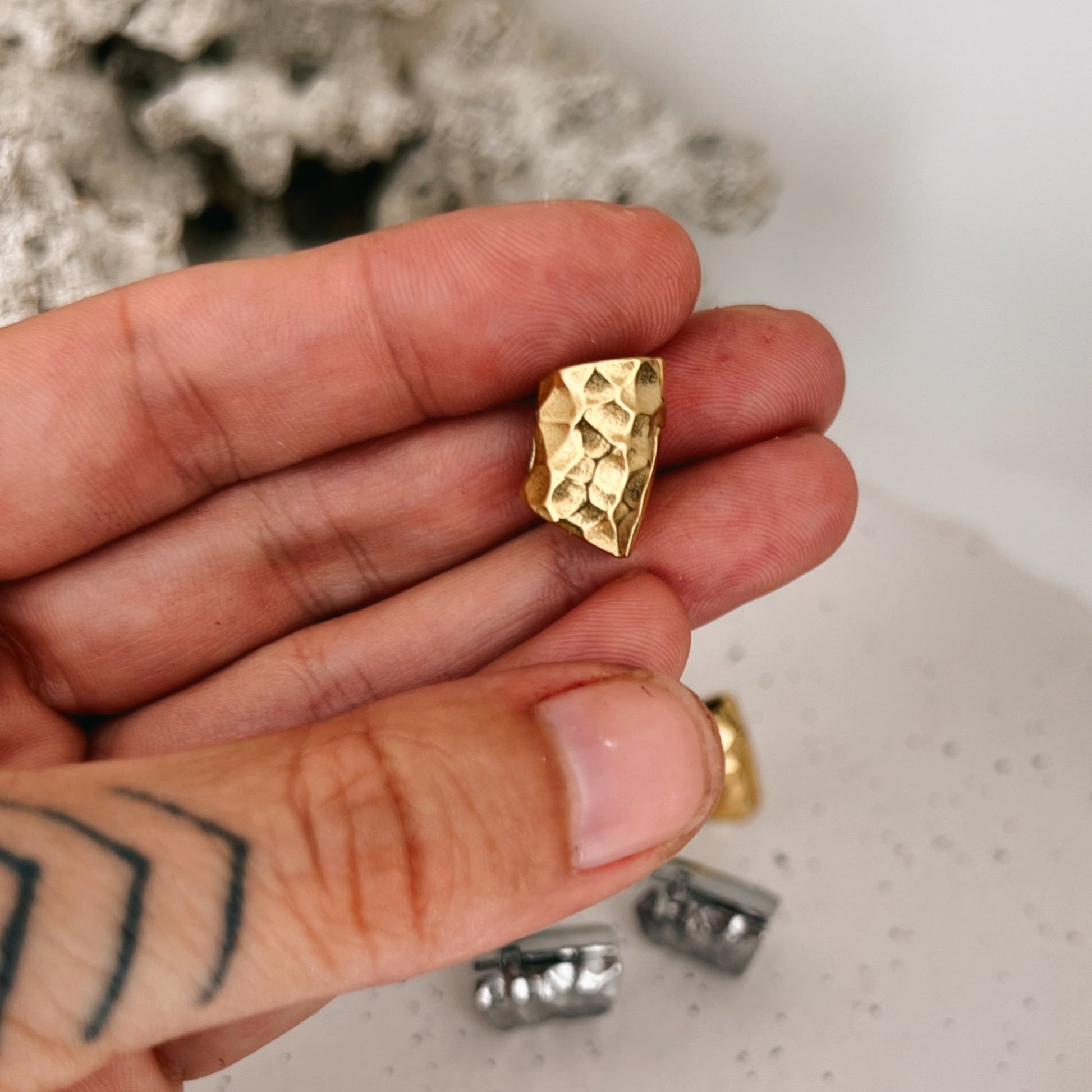 Hammered Lobe Clips | Ear Hangers | 4 Sizes - DustyJewelz