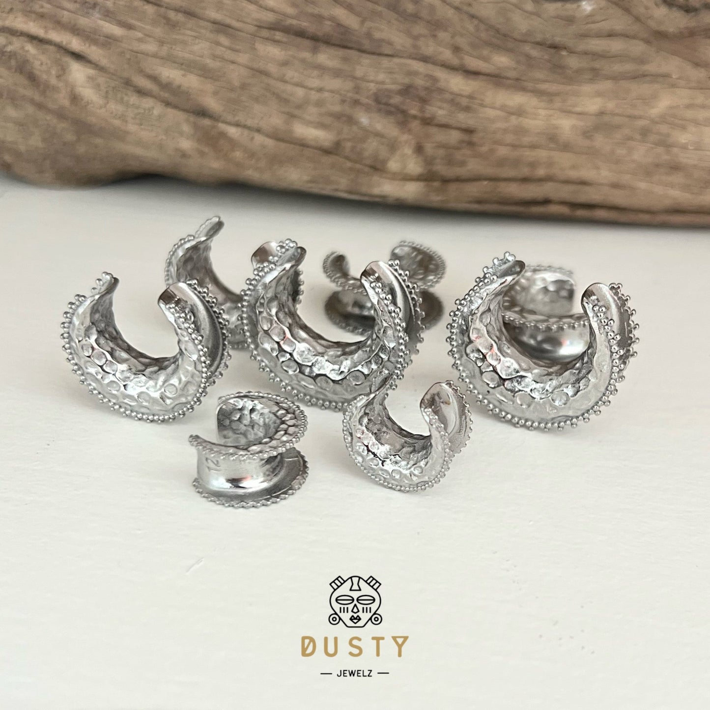 Hammered Saddle Spreader Plugs - DustyJewelz