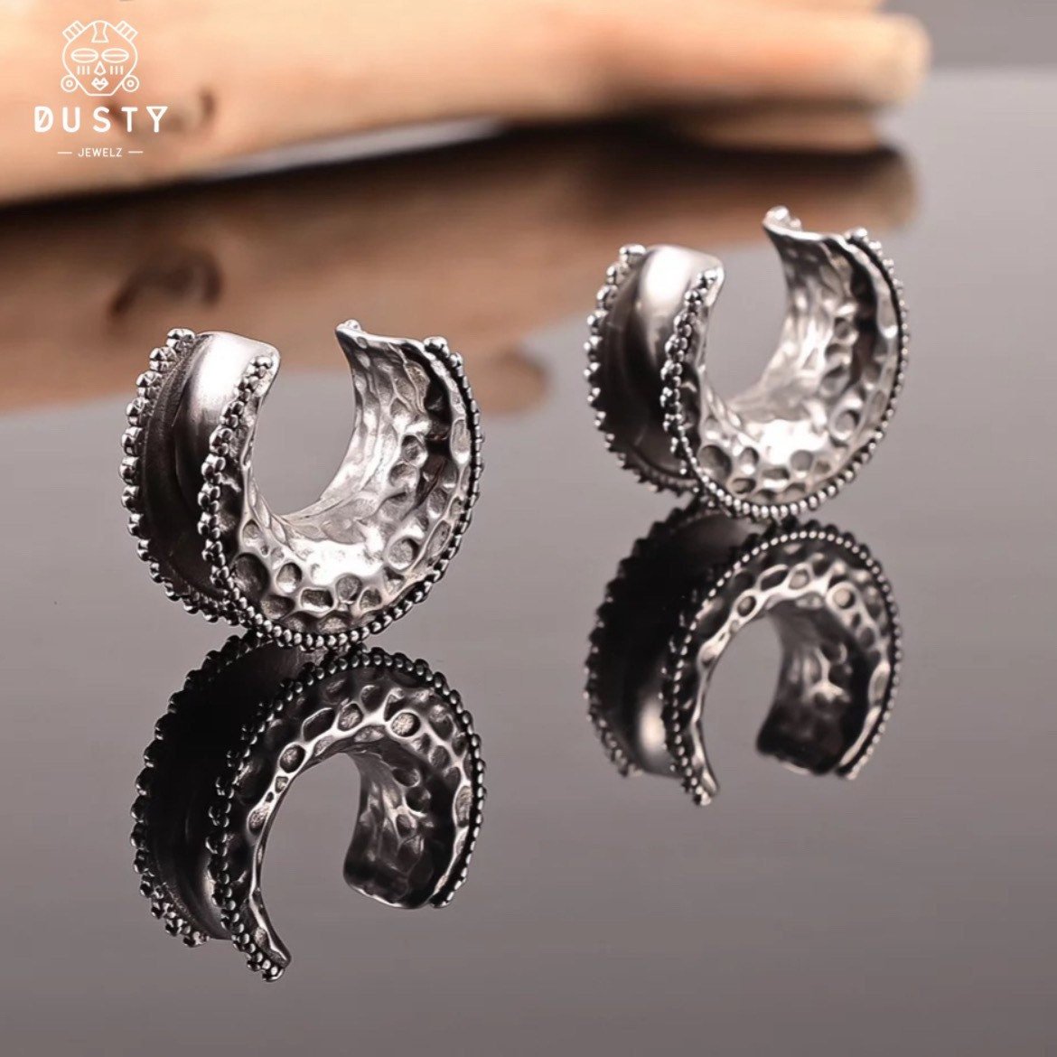 Hammered Saddle Spreader Plugs - DustyJewelz