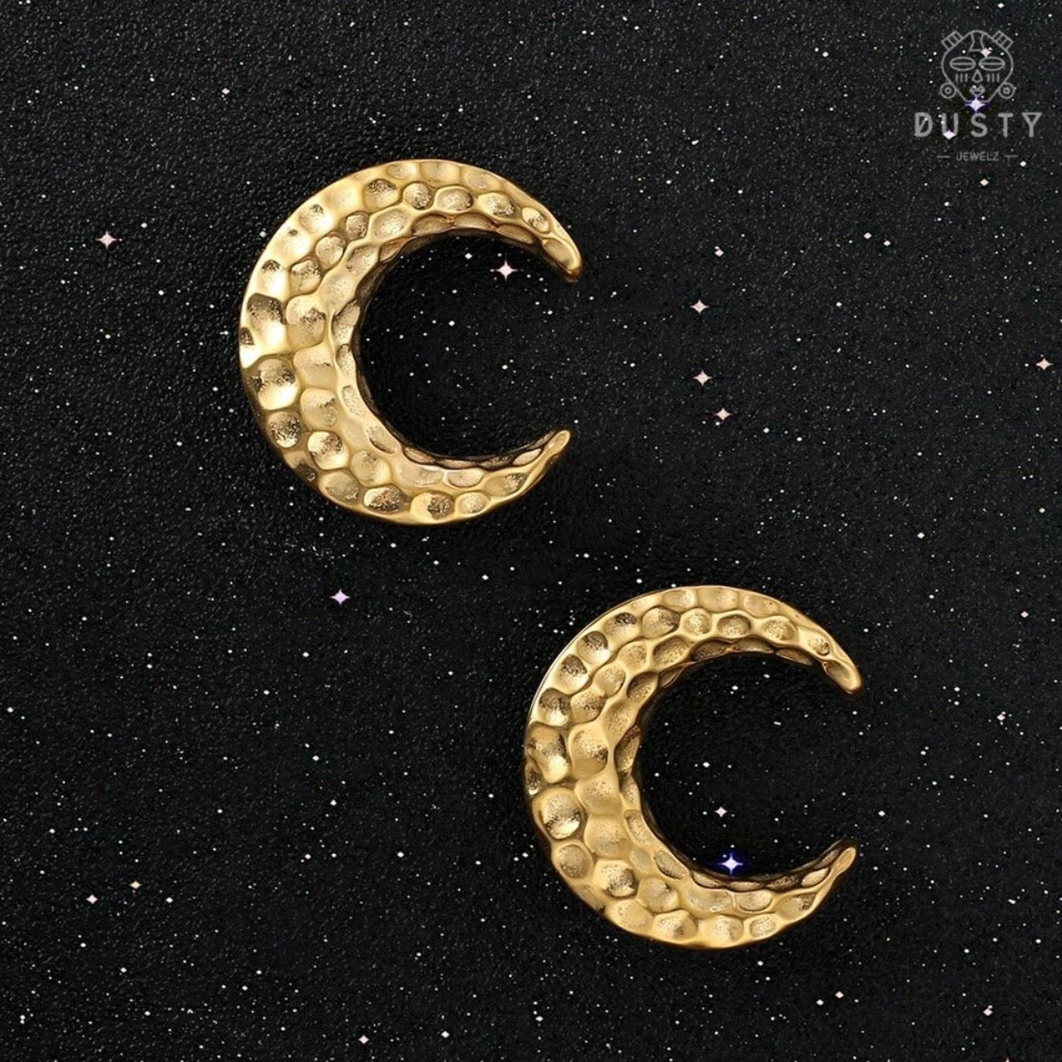 Hammered Saddle Spreader Plugs - DustyJewelz