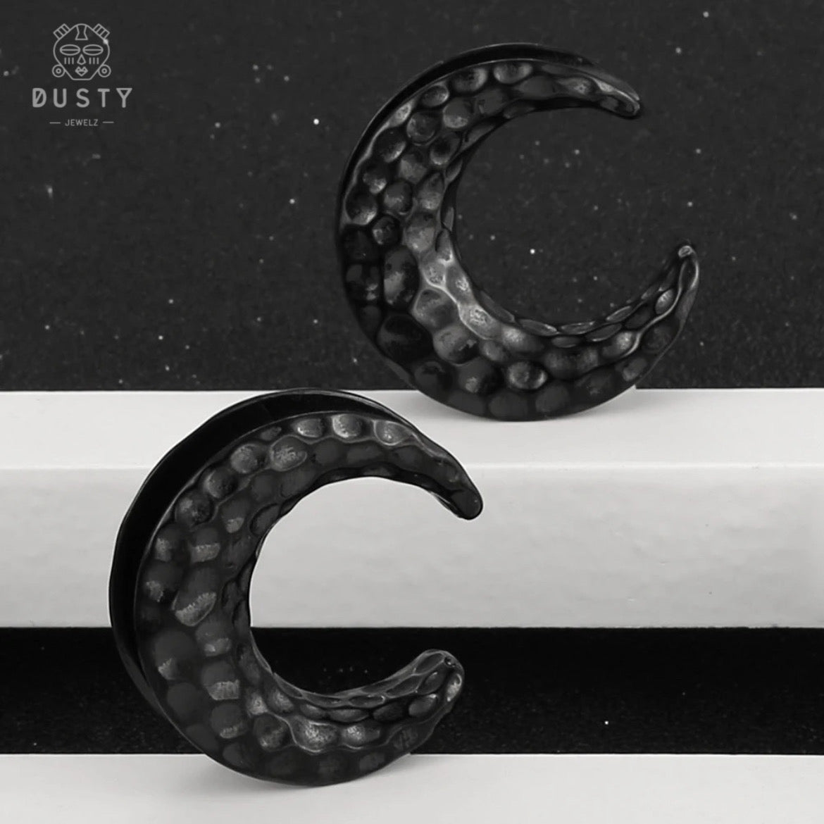 Hammered Saddle Spreader Plugs - DustyJewelz