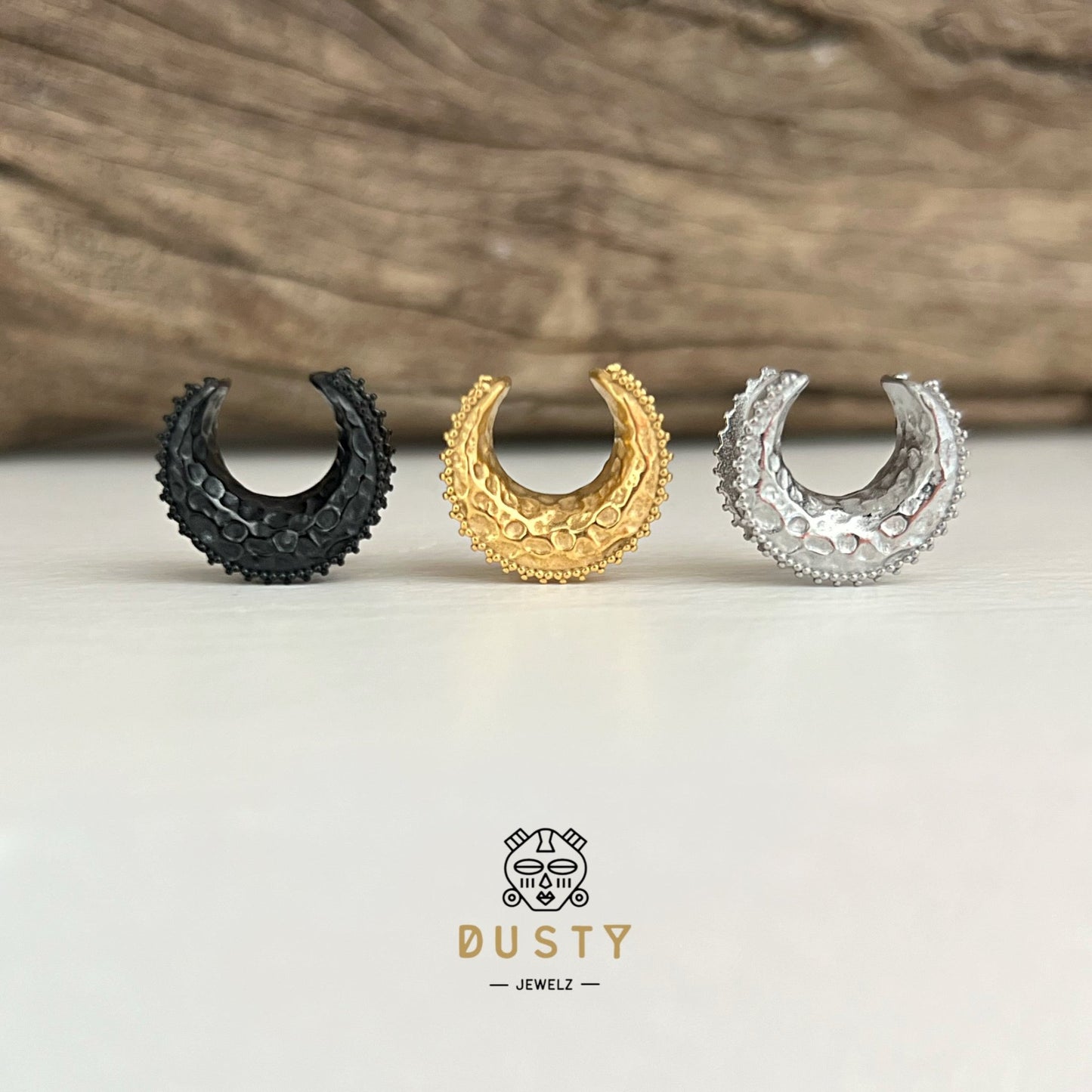 Hammered Saddle Spreader Plugs - DustyJewelz