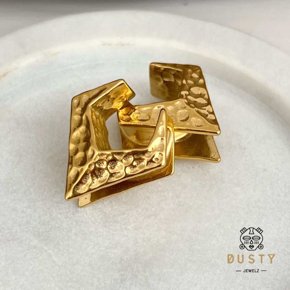 Hammered Triangle Saddle Spreader Plugs - DustyJewelz