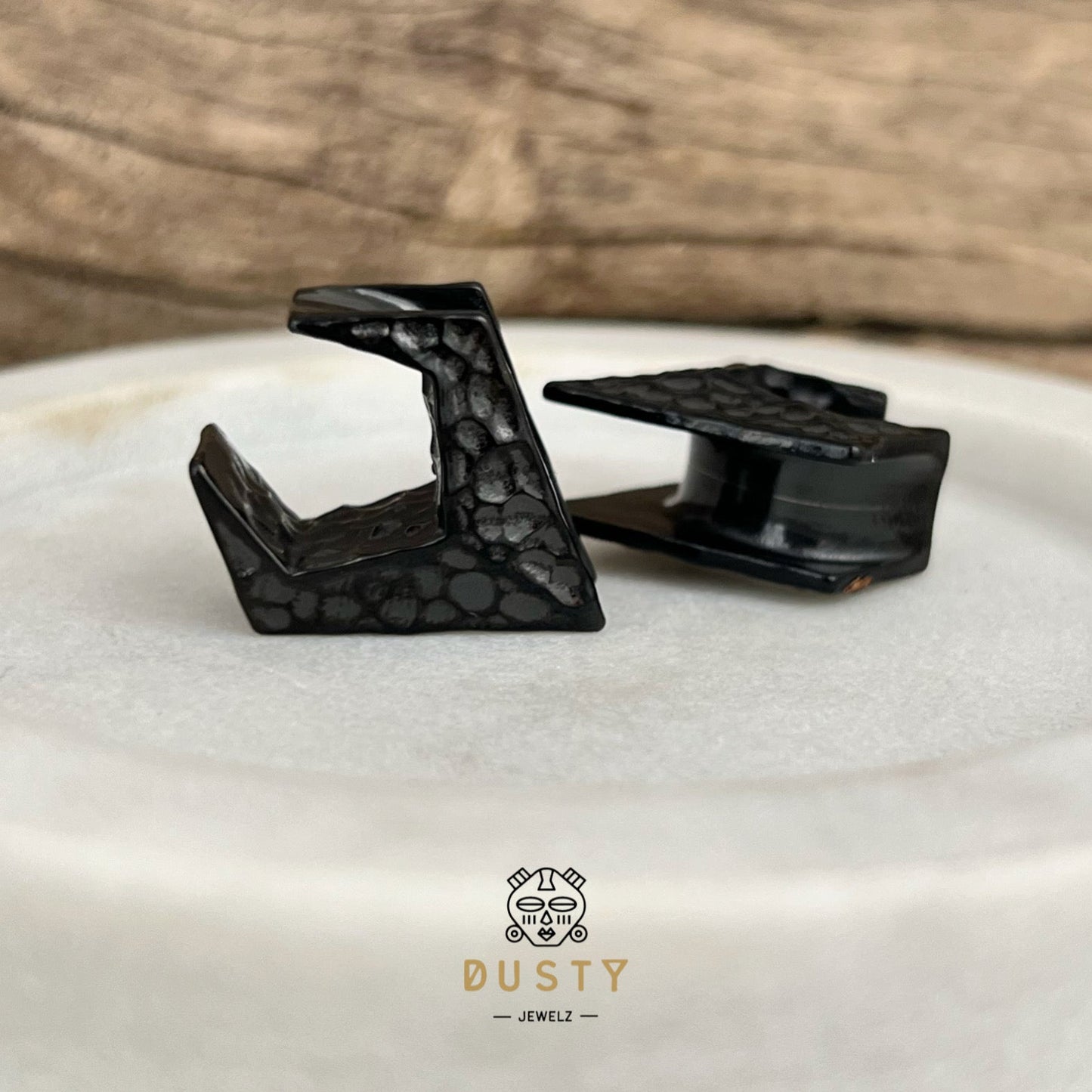 Hammered Triangle Saddle Spreader Plugs - DustyJewelz