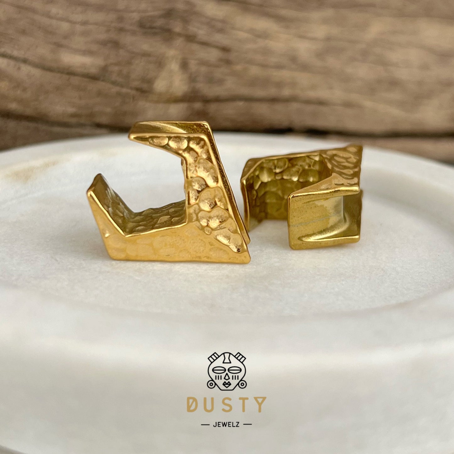 Hammered Triangle Saddle Spreader Plugs - DustyJewelz