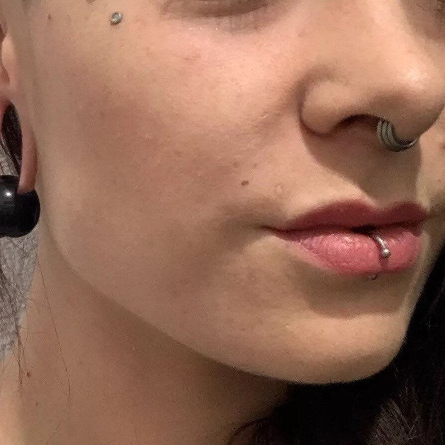 Lippy Loop Labret Ring | Lip Hugger U -Shaped Horseshoe - DustyJewelz