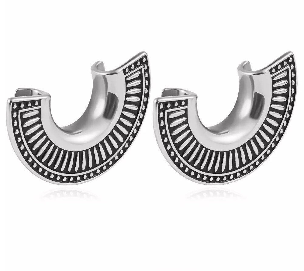 Lobe Shield Saddle Hangers | Carved Steel Tunnels - DustyJewelz