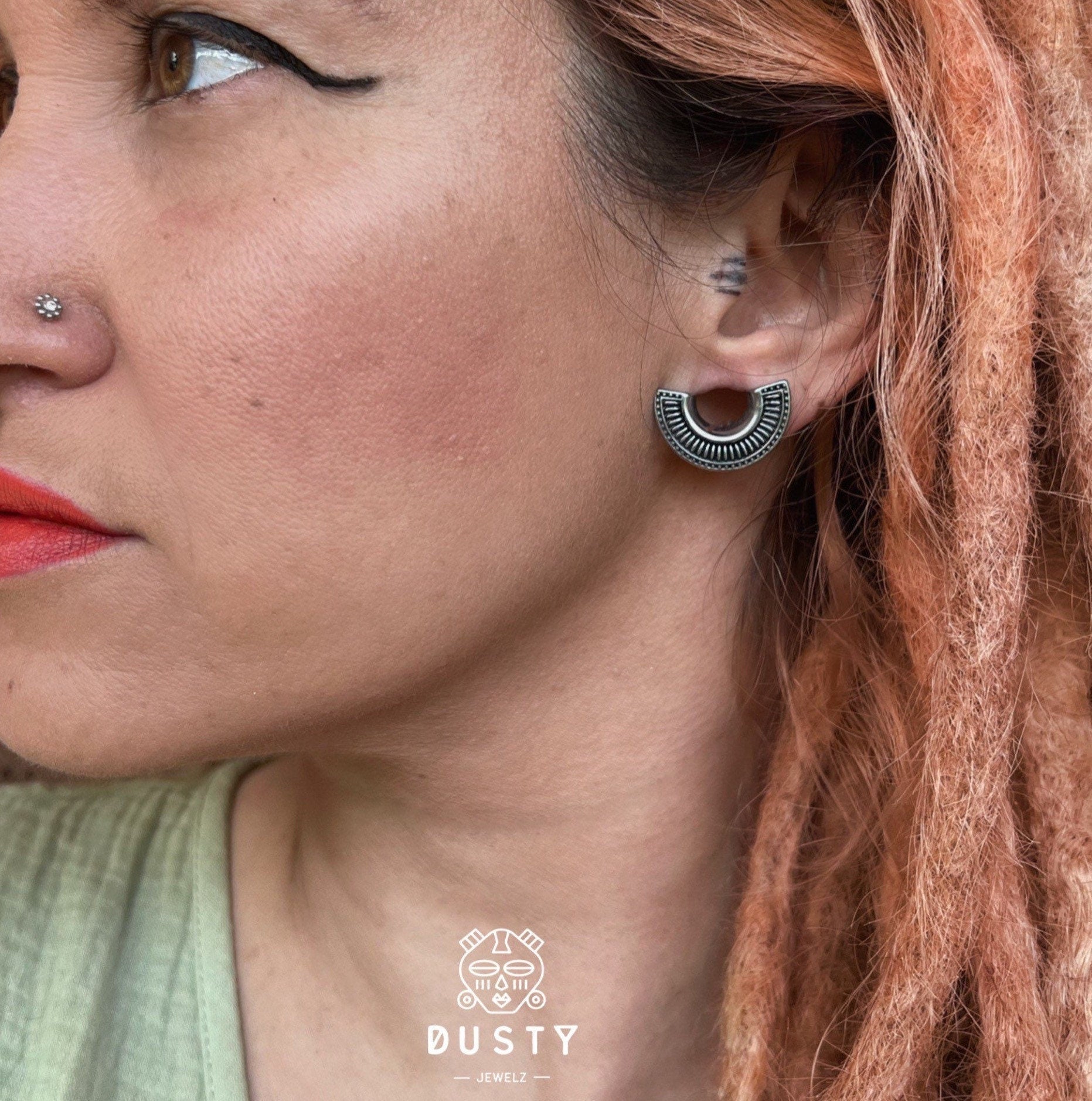 Lobe Shield Saddle Hangers | Carved Steel Tunnels - DustyJewelz