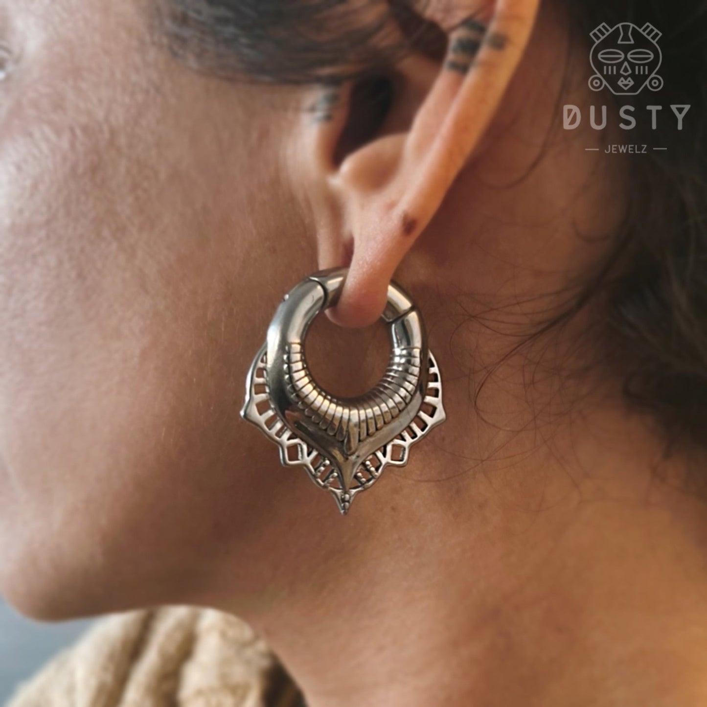 Magnetic Circle Ear Weights | Lace Lobe Hangers - DustyJewelz