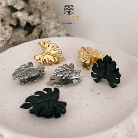 Monstera Leaf Saddle Ear Spreaders | Steel Plugs