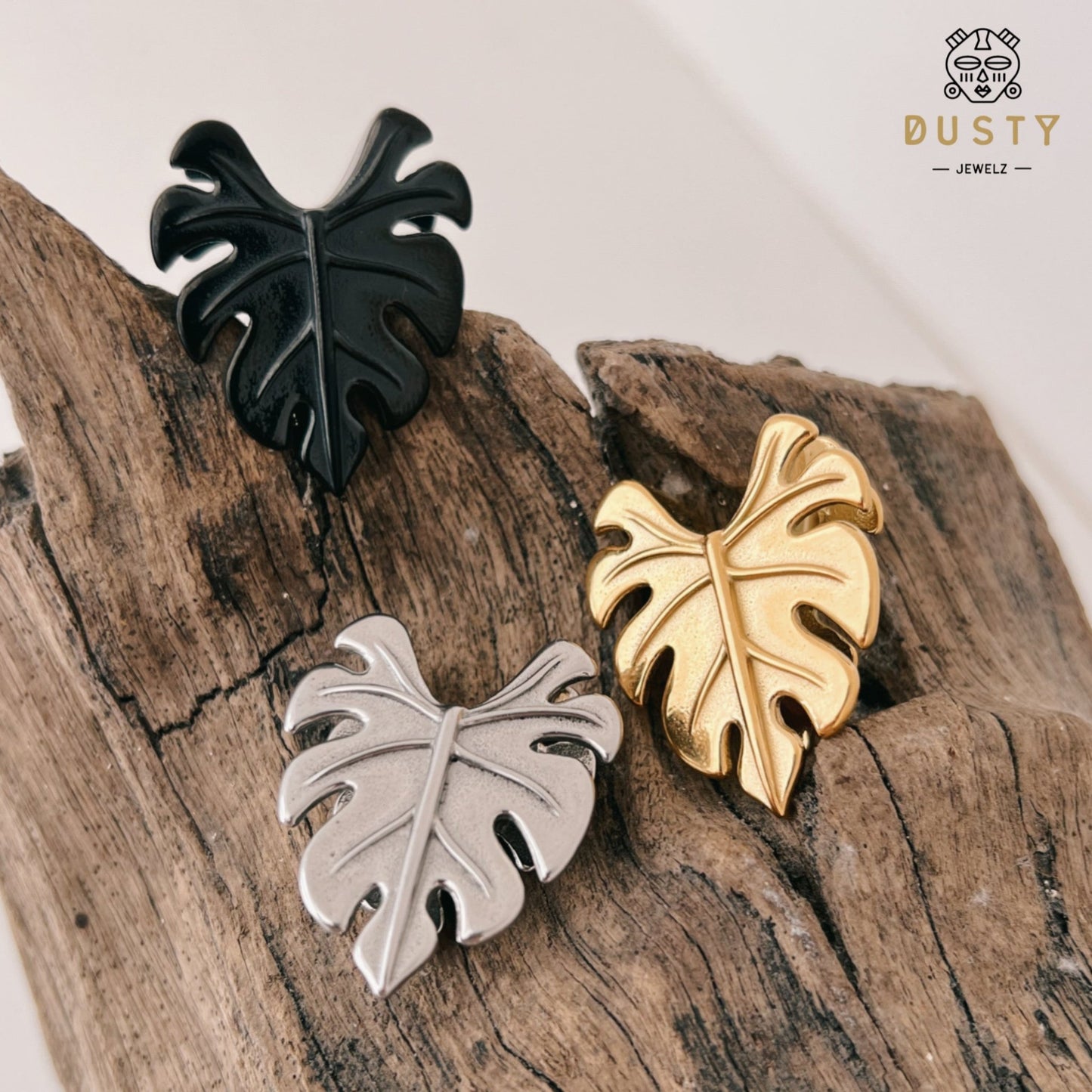 Monstera Leaf Saddle Ear Spreaders | Steel Plugs