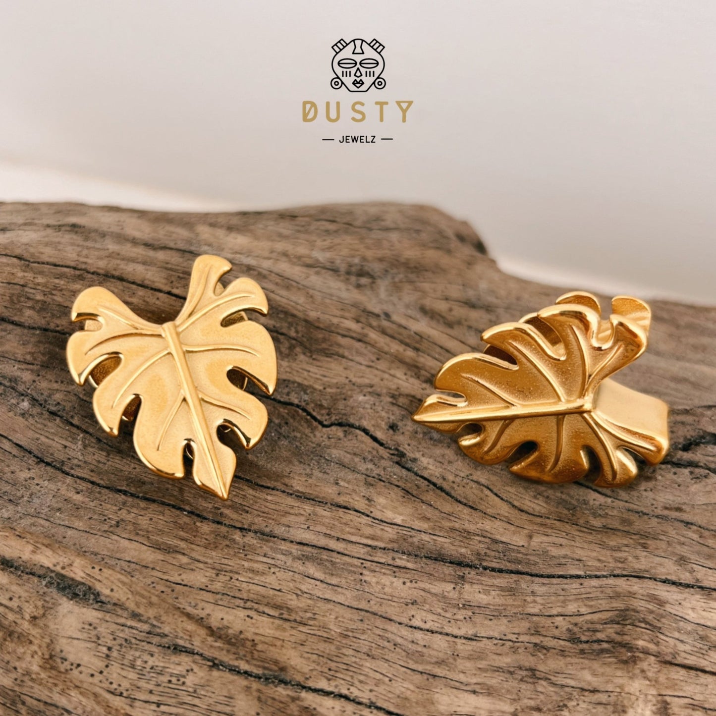 Monstera Leaf Saddle Ear Spreaders | Steel Plugs