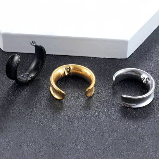 Moon Crescent Ear Saddle Spreader