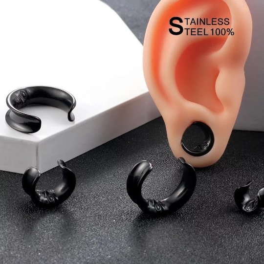 Moon Crescent Ear Saddle Spreader