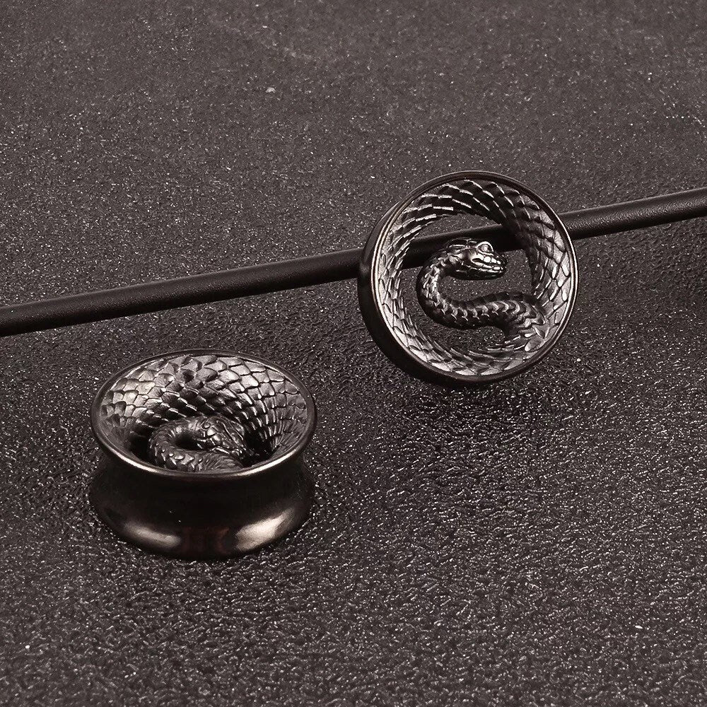Snake Saddle Plugs - DustyJewelz