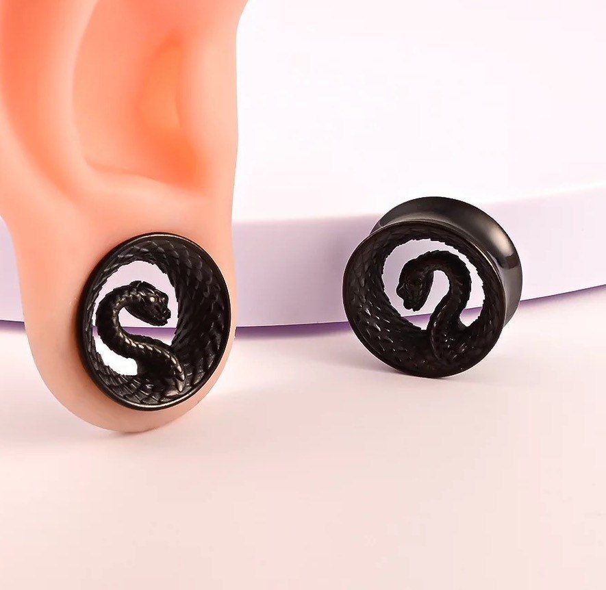 Snake Saddle Plugs - DustyJewelz