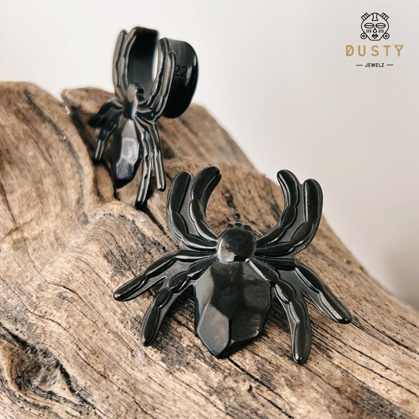Spider Saddle Plugs | Steel Lobe Spreader Hangers - DustyJewelz