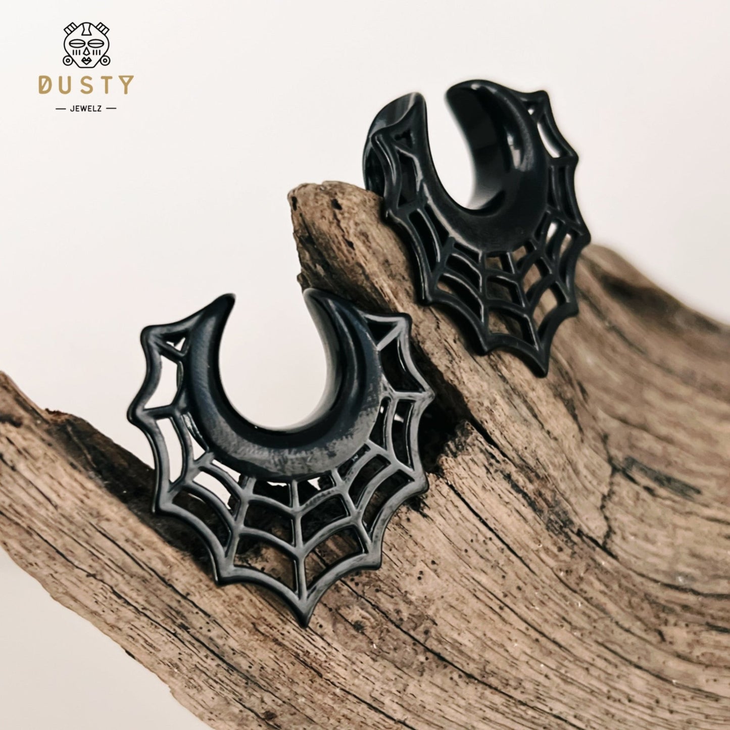 Spider Web Saddle Plugs | Steel Spreader Hangers - DustyJewelz