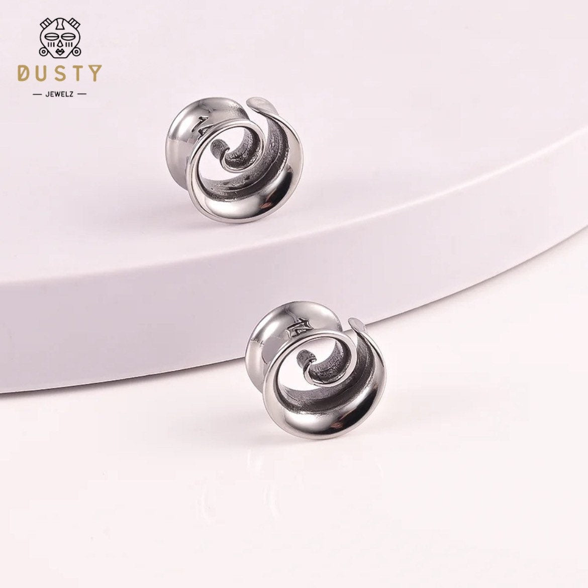 Swirl Ear Saddle Spreader | Spiral Steel Tunnels - DustyJewelz