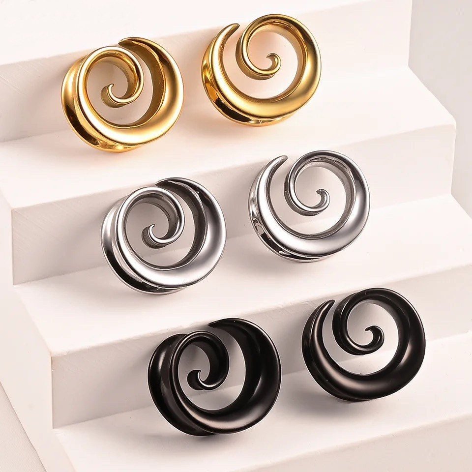 Swirl Ear Saddle Spreader | Spiral Steel Tunnels - DustyJewelz