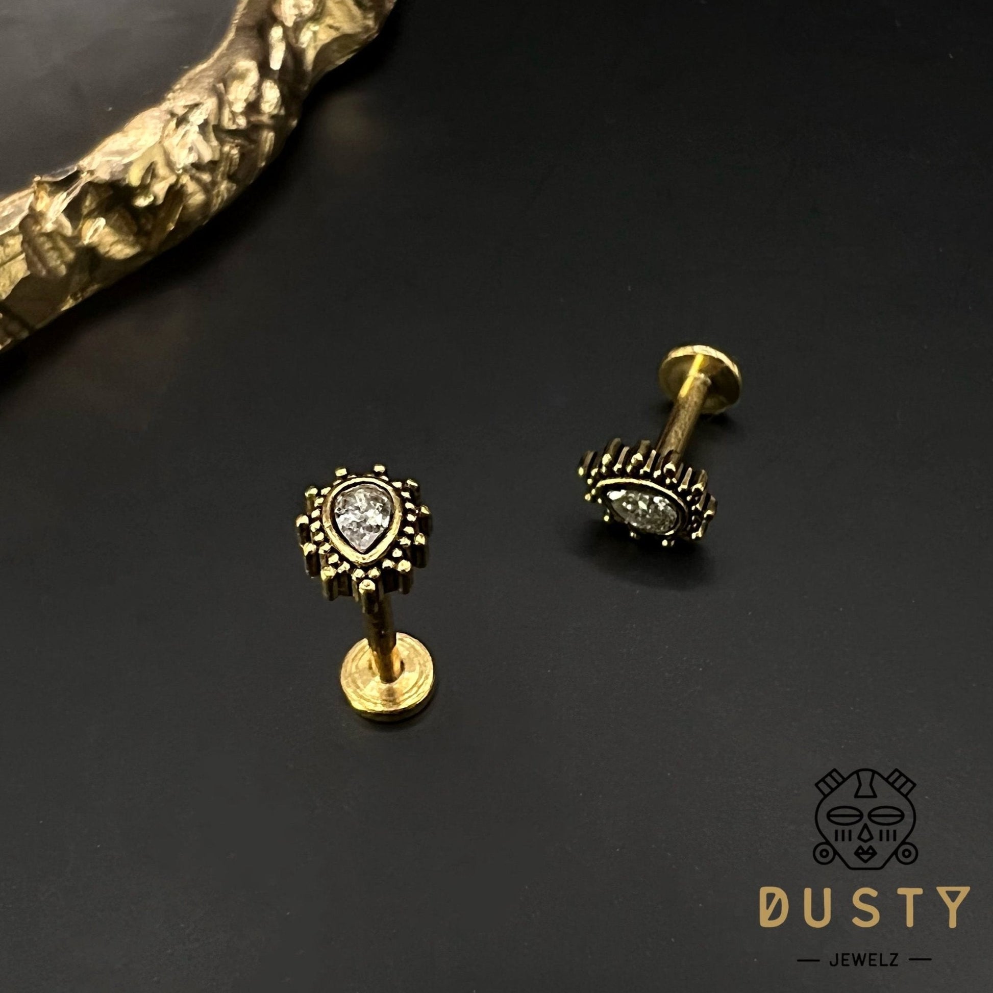 Teardrop Gem Labret Stud | Medusa Piercing | 16g Surgical Steel - DustyJewelz