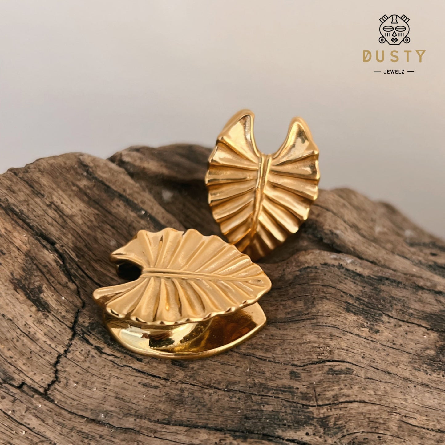 Teardrop Leaf Saddle Plugs | Steel Spreaders - DustyJewelz