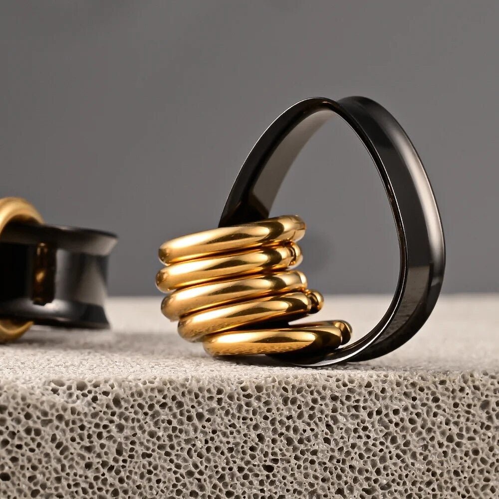 Teardrop Tunnels And Ring Stack Set | Steel Eyelets With Dangle Rings - DustyJewelz